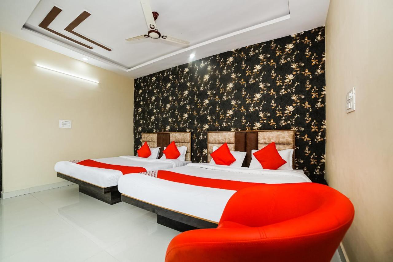 Oyo 41923 Prema Kunj Resort Jhansi Exterior photo